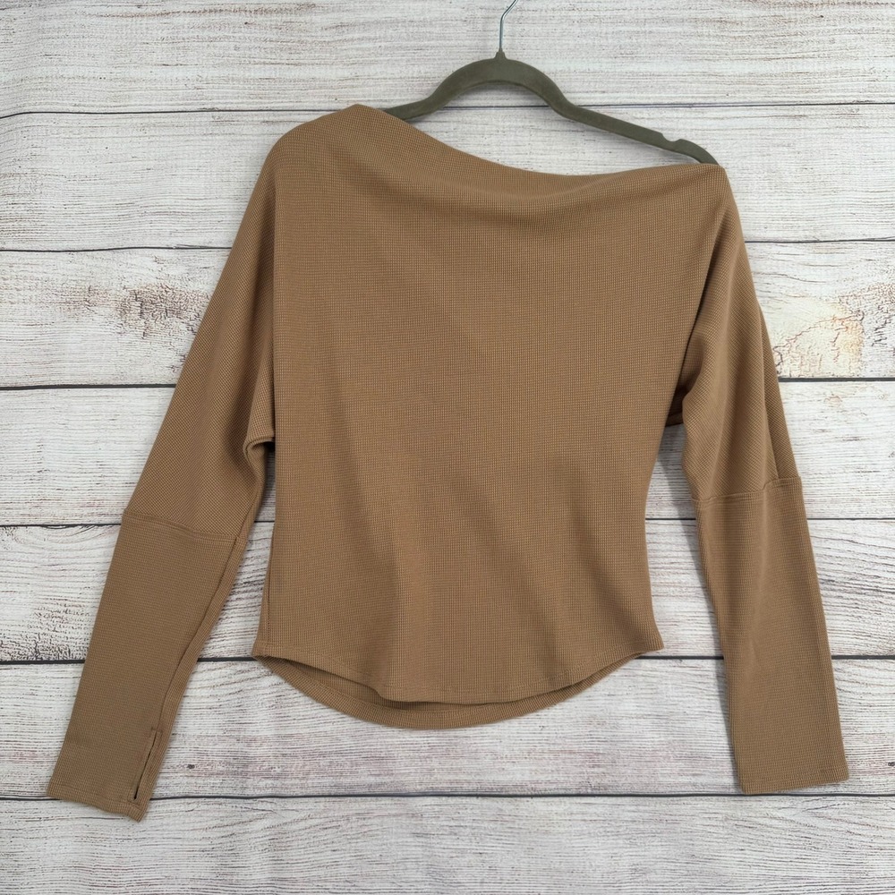 We The Free Top Women Small Brown Waffle Knit Off Shoulder Thumbhole OB1164801